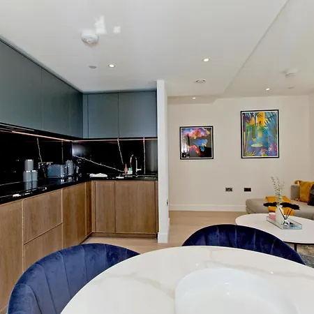 Luxury Retreat Apartment London Room photo