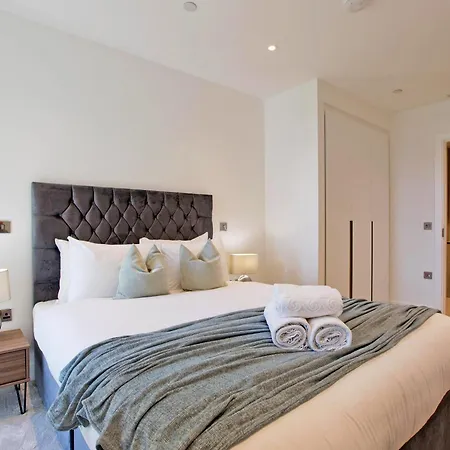 Luxury Retreat Apartment London Exterior photo
