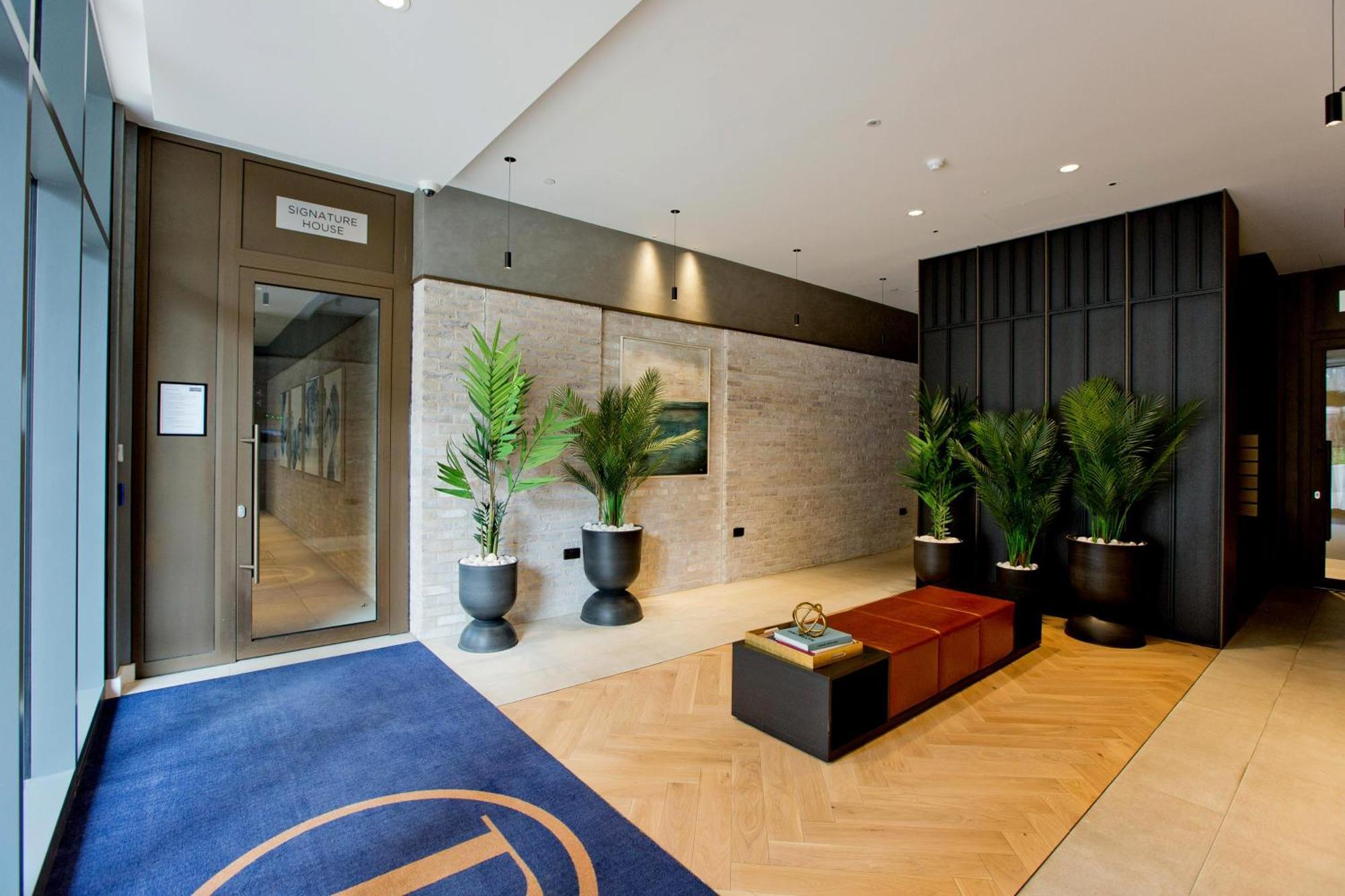 Апартаменты Luxury Retreat *