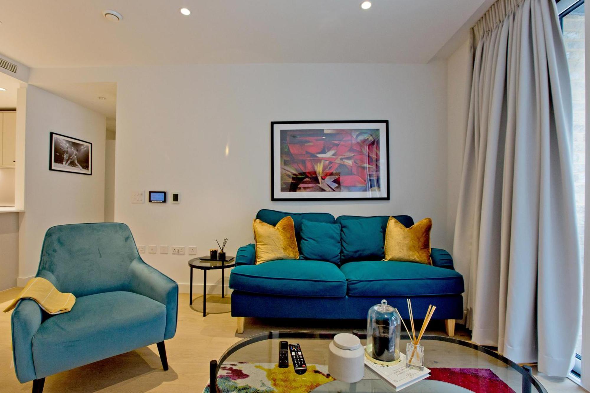 Апартаменты Luxury Retreat Лондон